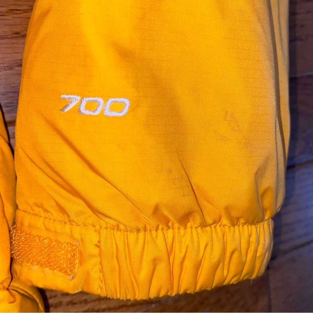 The North Face Orange and Black Puffer Jacket - Picture 6 of 11